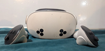 Meta Quest 3S 128GB VR Headset (Read listing)