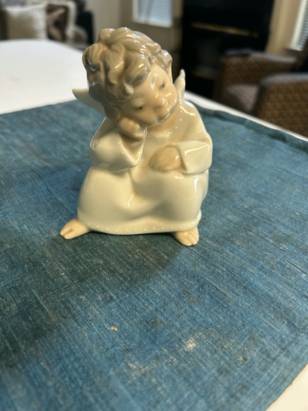 SUPERB VINTAGE 4 1/4" Lladro #4539 ANGEL THINKING CHERUB Figurine MINT