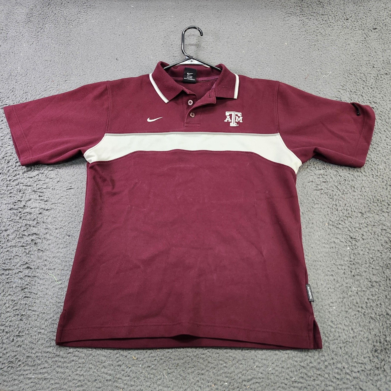 Texas A&M Aggies Polo Shirt Mens Small Red NCAA Football Nike Dri Fit