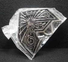 WI11167 *NOS* VINTAGE 1990s ***FAMOUS STARS & STRIPES*** MENS SILVER BELT BUCKLE