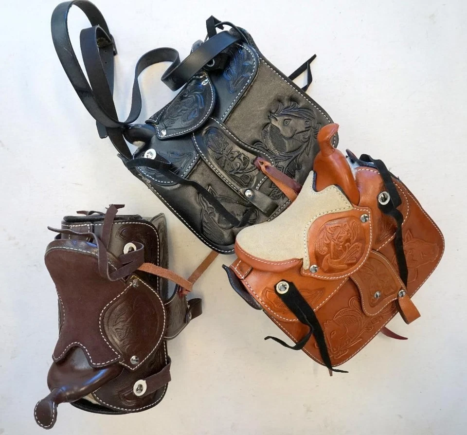 Western style Leather Saddle Purse Ladies Crossbody bag- Antique Looks! - Photo 1/1