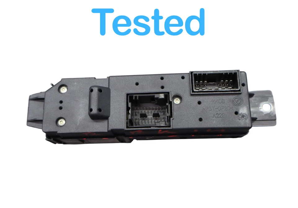 03-12 Maserati Quattroporte M139 Front Right Side Window Control Switch OEM - Image 3 of 4