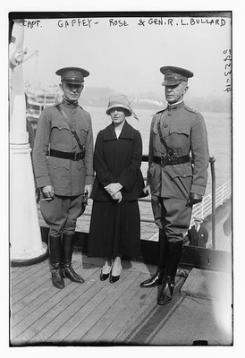 Photo:Capt. Gaffey sic - Rose & Gen. R.L. Bullard