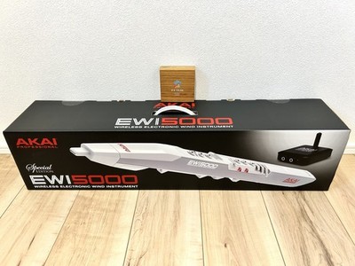 Akai EWI5000 Wind Synthesizer White Wireless SONiVOX USB-MIDI EWI5000WJ
