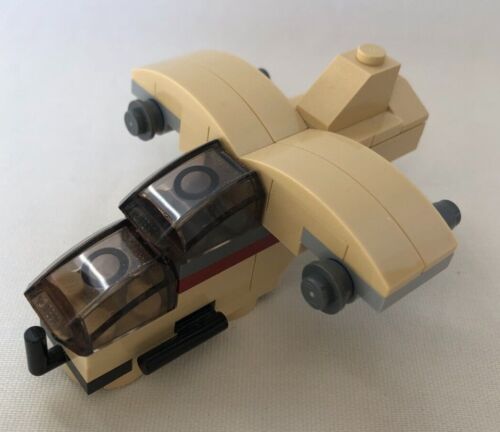 LEGO Star Wars Toys R Us Promotional Build: Wookie Gunship Complete - Picture 2 of 3