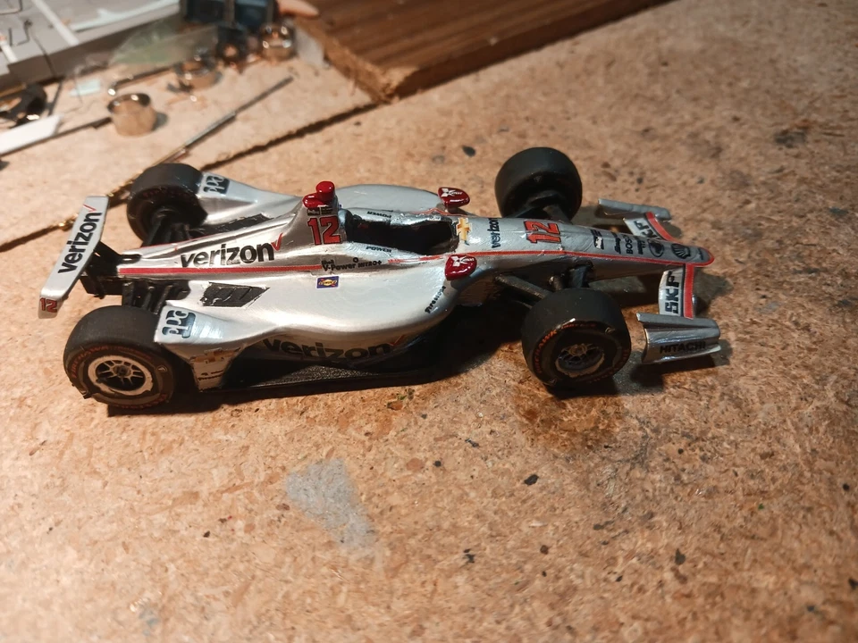 1:43 2018 Will Power #12 Verizon Chevy Foto 3 de 3