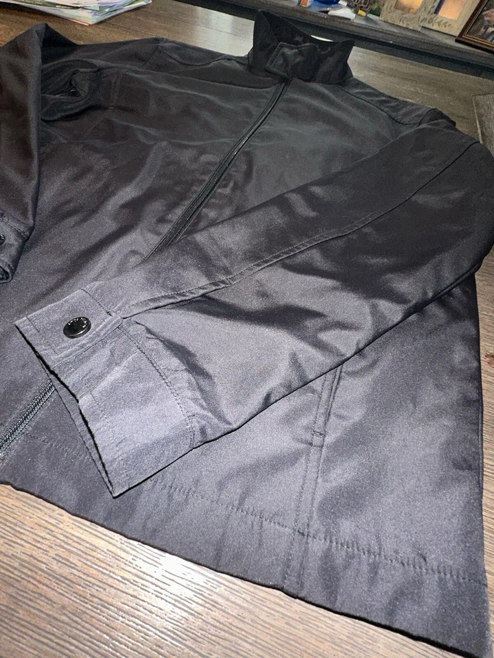 Abrigo pequeño con cremallera Attention para hombre Foto 3 de 4