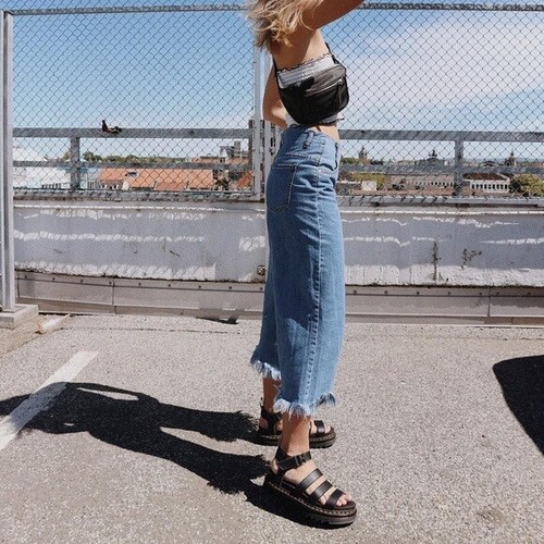 dr martens white blaire