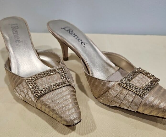 J Renee Eva Gold Brocade Mule Size 8.5 Princess Slipper
