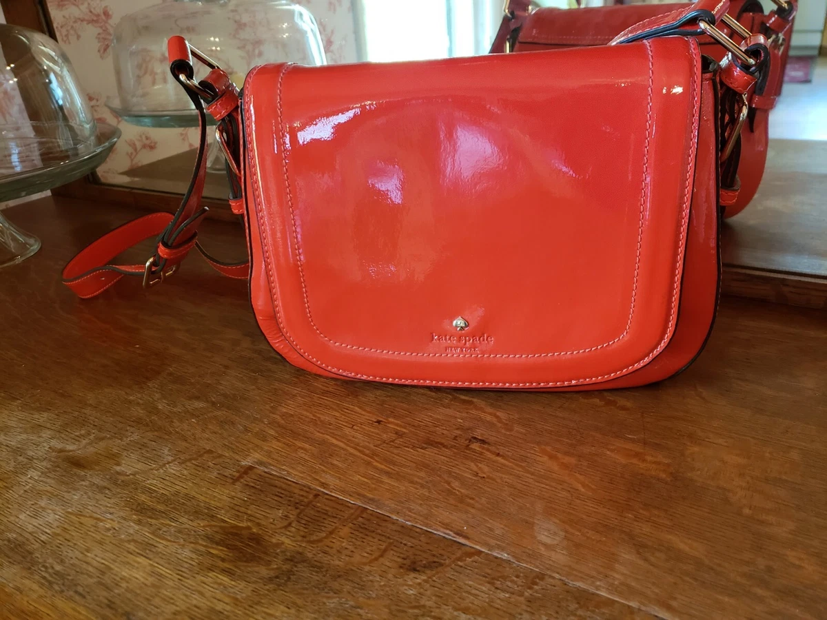 Kate spade red hotsell patent leather handbag
