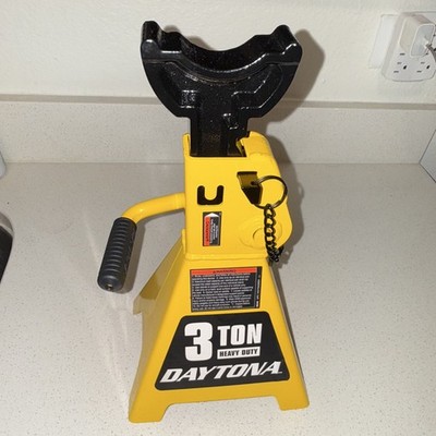 Dayton 3 Ton RatchStand Heavy Duty