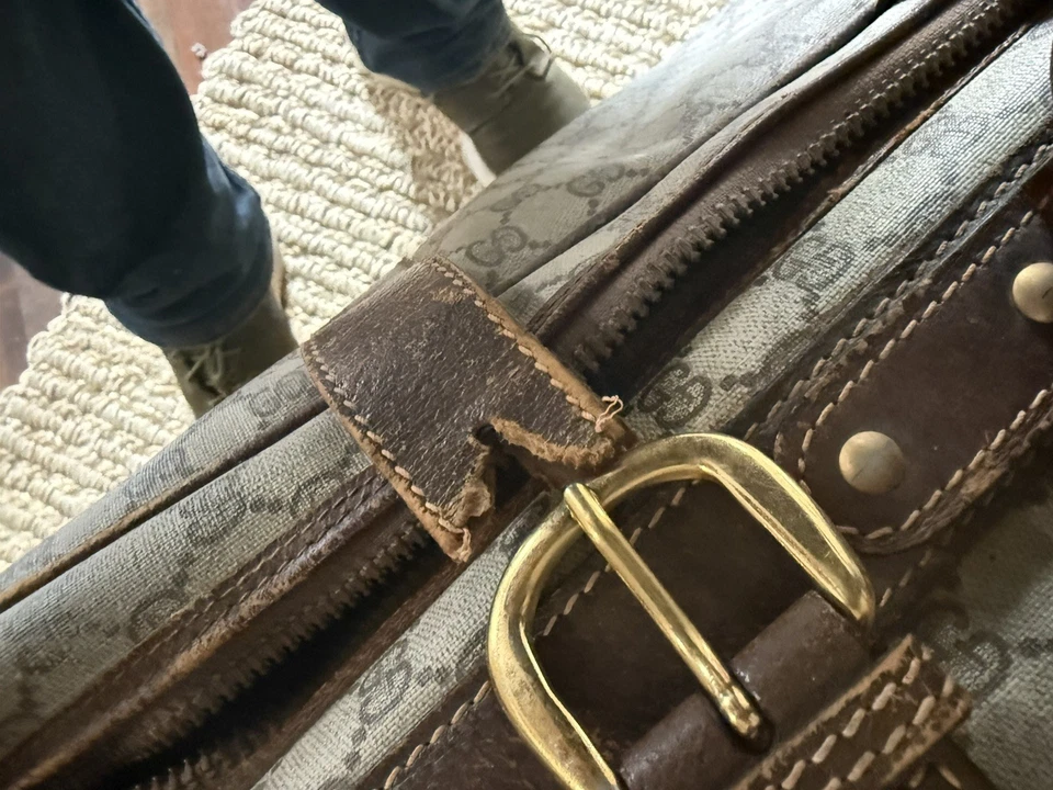 Maleta Jet Set Vintage Años 70 Gucci Monograma Lona Y Cuero Marrón Foto 3 de 4