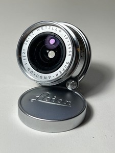Leica Super-Angulon 21 mm f/4 - la documentation de