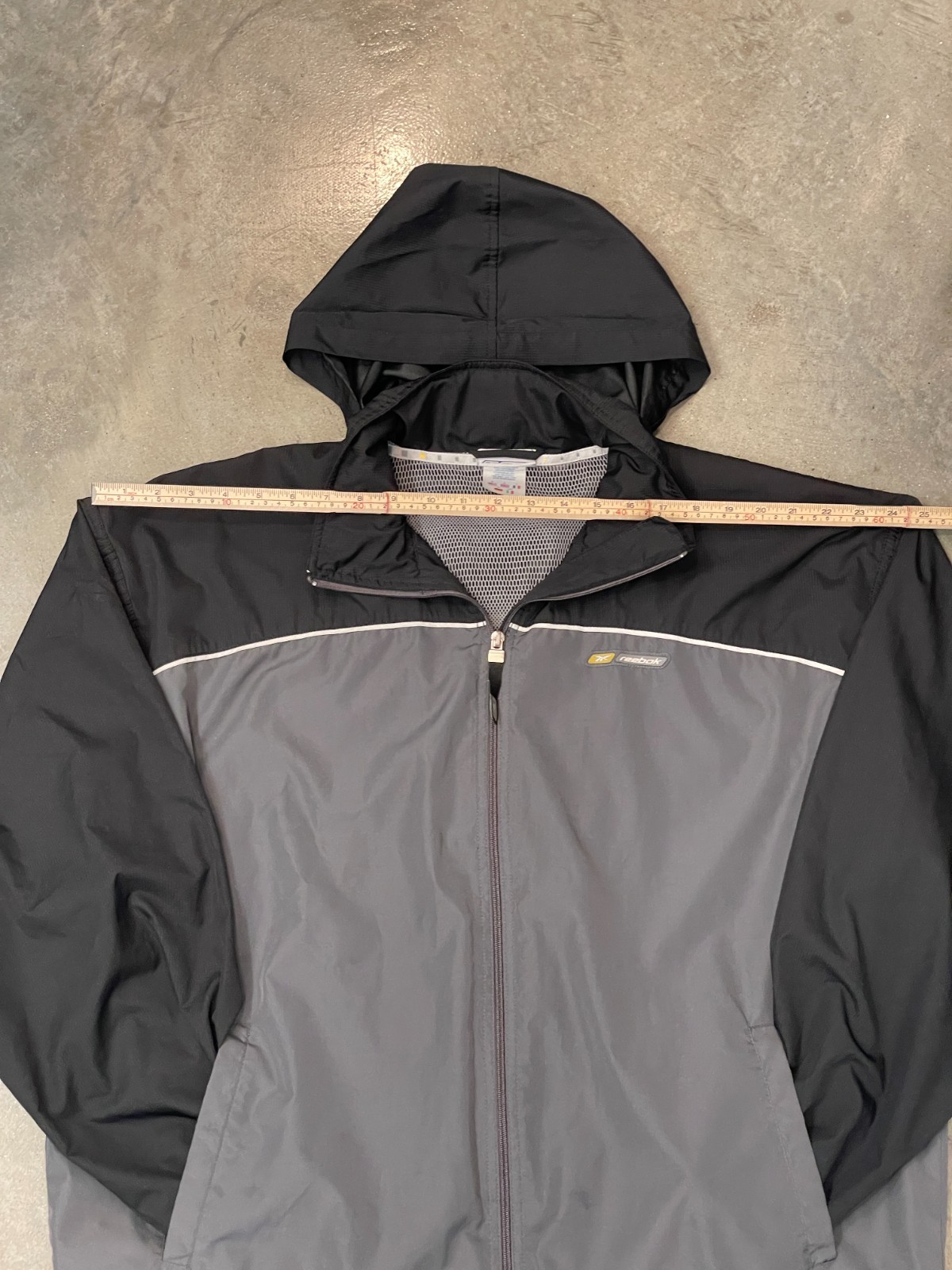 Reebok Vintage 90s Windbreaker Jacket Men M Gray Black Colorblock Full Zip Boxy thumbnail 9
