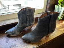 Frye And Co Maley SmBooties Pointed Toe Womens 6.5M See Damage On Heels