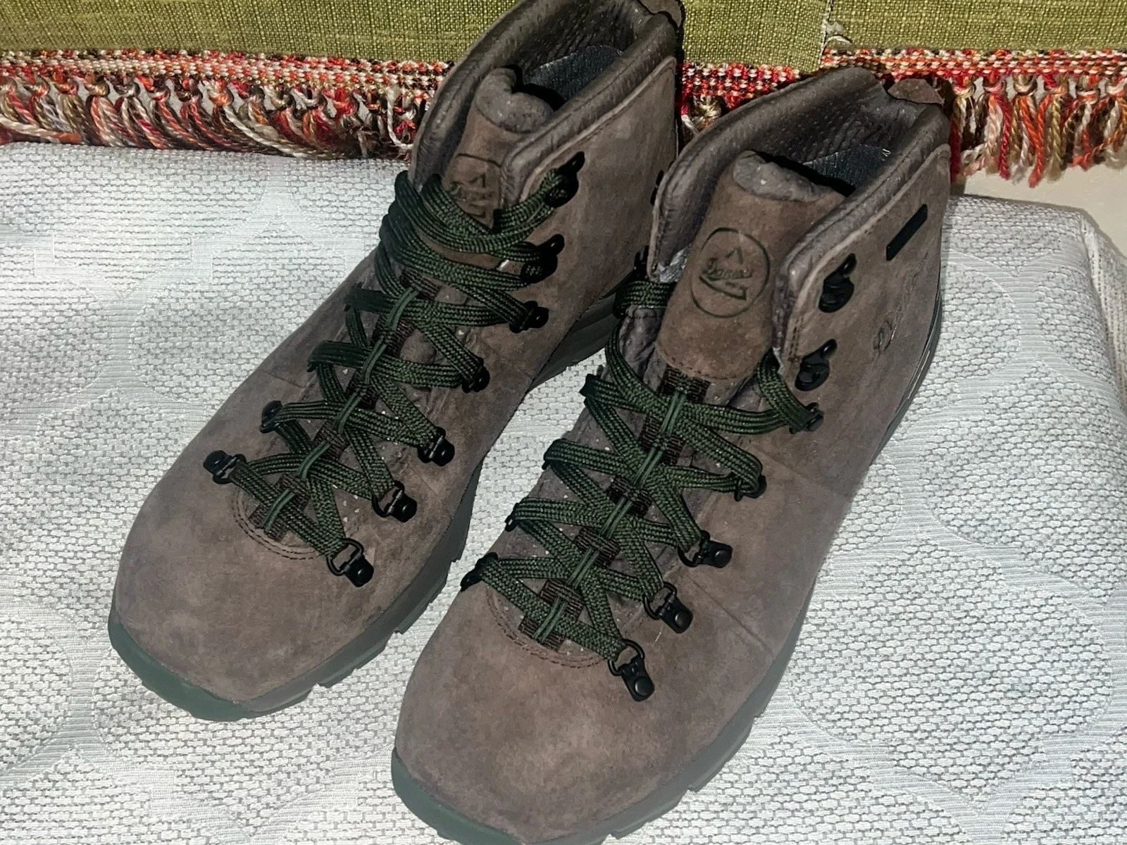 Danner Mountain 600 4.5” Hiking Boots Mens US 10 D Brown Green Vibram 62243
Opens in a new window or