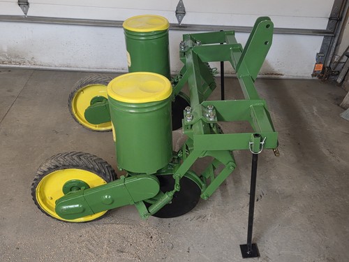 2 Row John Deere 70 Flex Planter Corn Sunflowers Food Plot Deer Like 71