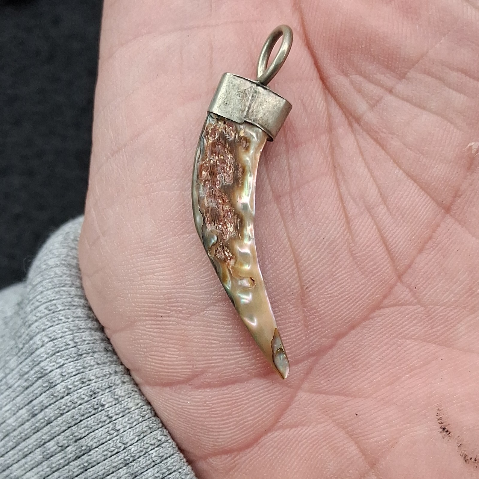 Abalone Horn-Shaped Multicolor Shell Pendant Amul… - image 2