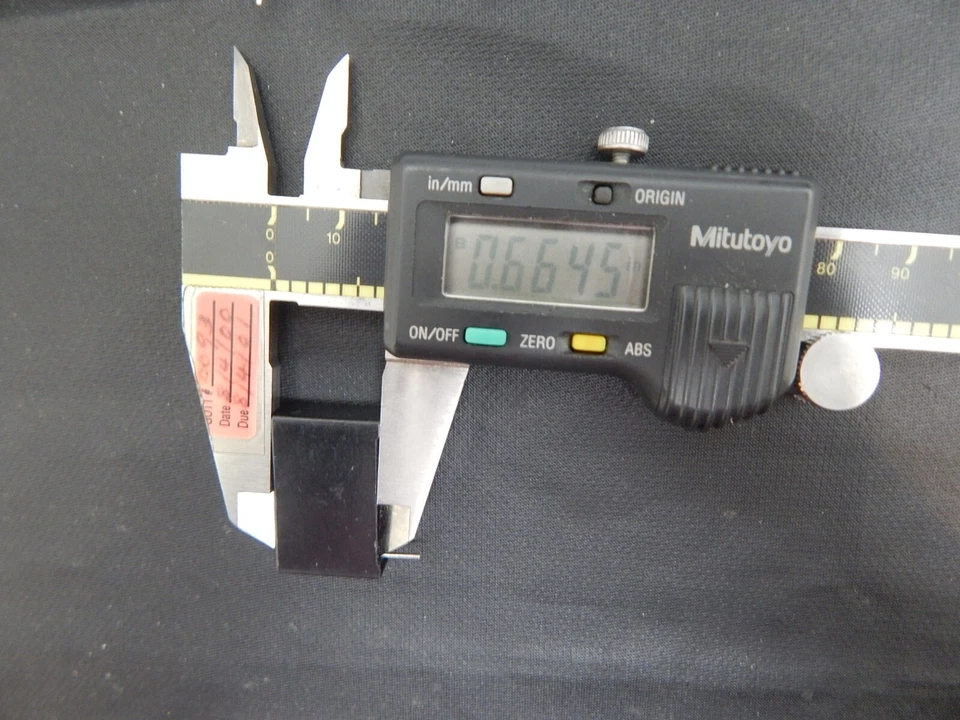 Capacitor radial THOMPSON MC224K6N 0.22UF 630V - LOTE DE 10 - FRETE RÁPIDO EUA - Imagem 4 de 4