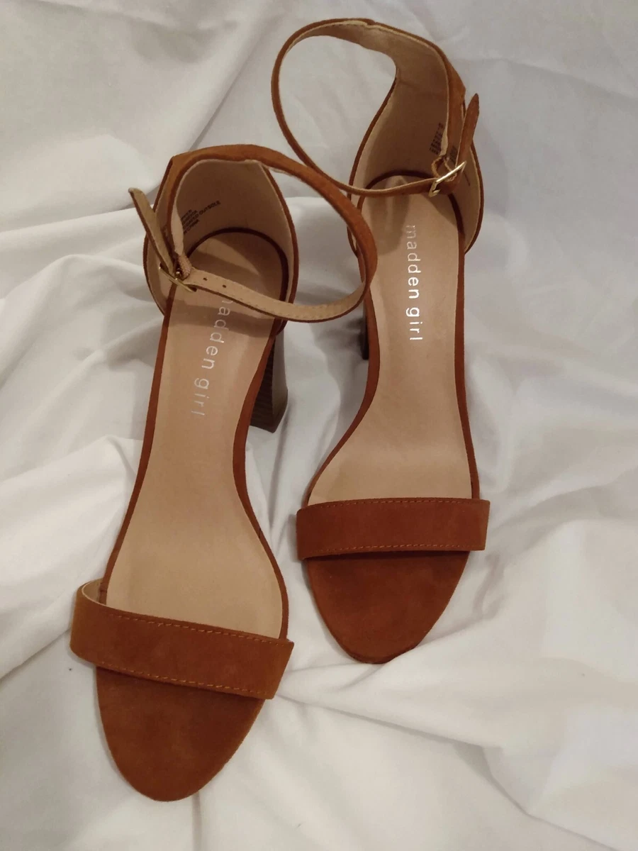 Madden girl hotsell bella sandal