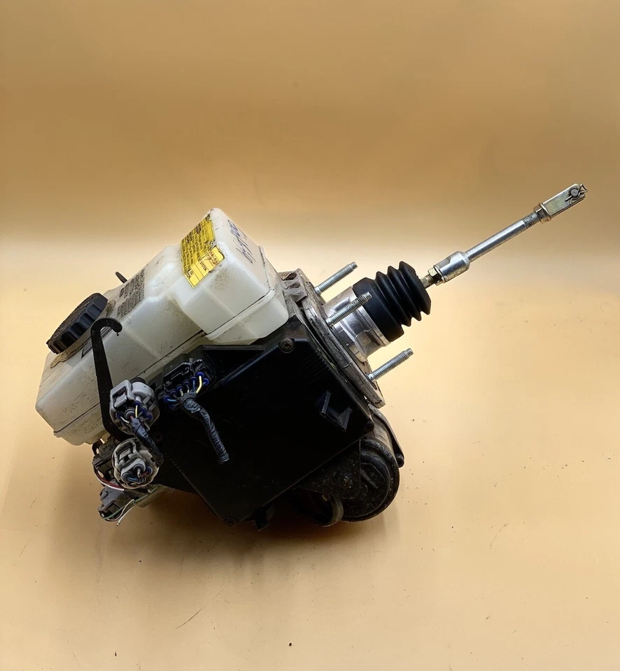 TOYOTA 4RUNNER  GX470 ABS HYDRO BOOSTER MASTER CYLINDER BRAKE PUMP  2003 -2004 - Image 2 of 4