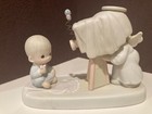Precious Moments Porcelain Figurine -" Baby’s First Picture" 1983- 2841 -See Pic