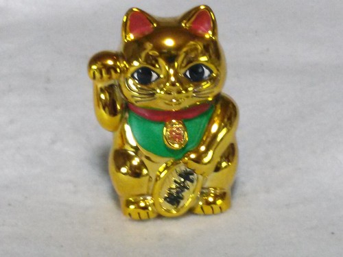 Golden Fortune invitation cat magnet / in Japan - Picture 2 of 11