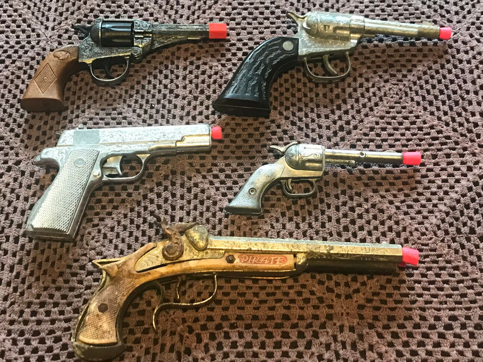VINTAGE LOT OF 5 TOY PISTOLS EDISON, HUBLEY AND MORE