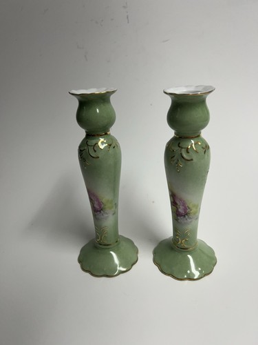 A Pair of Victoria's Garden Floral Candle Holders - Picture 4 of 9