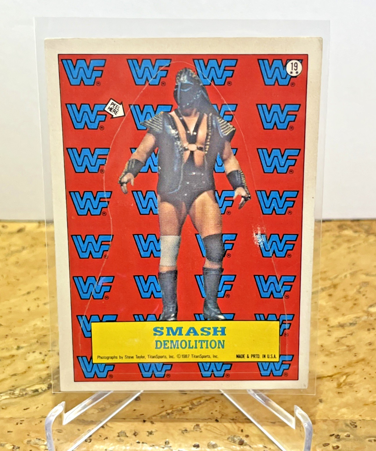 Demolition Smash- 1987 Topps WWF/WWE Sticker card- #19, Hulk Hogan puzzle piece