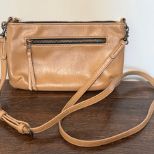 Universal Thread tan crossbody purse 9.5x5.5