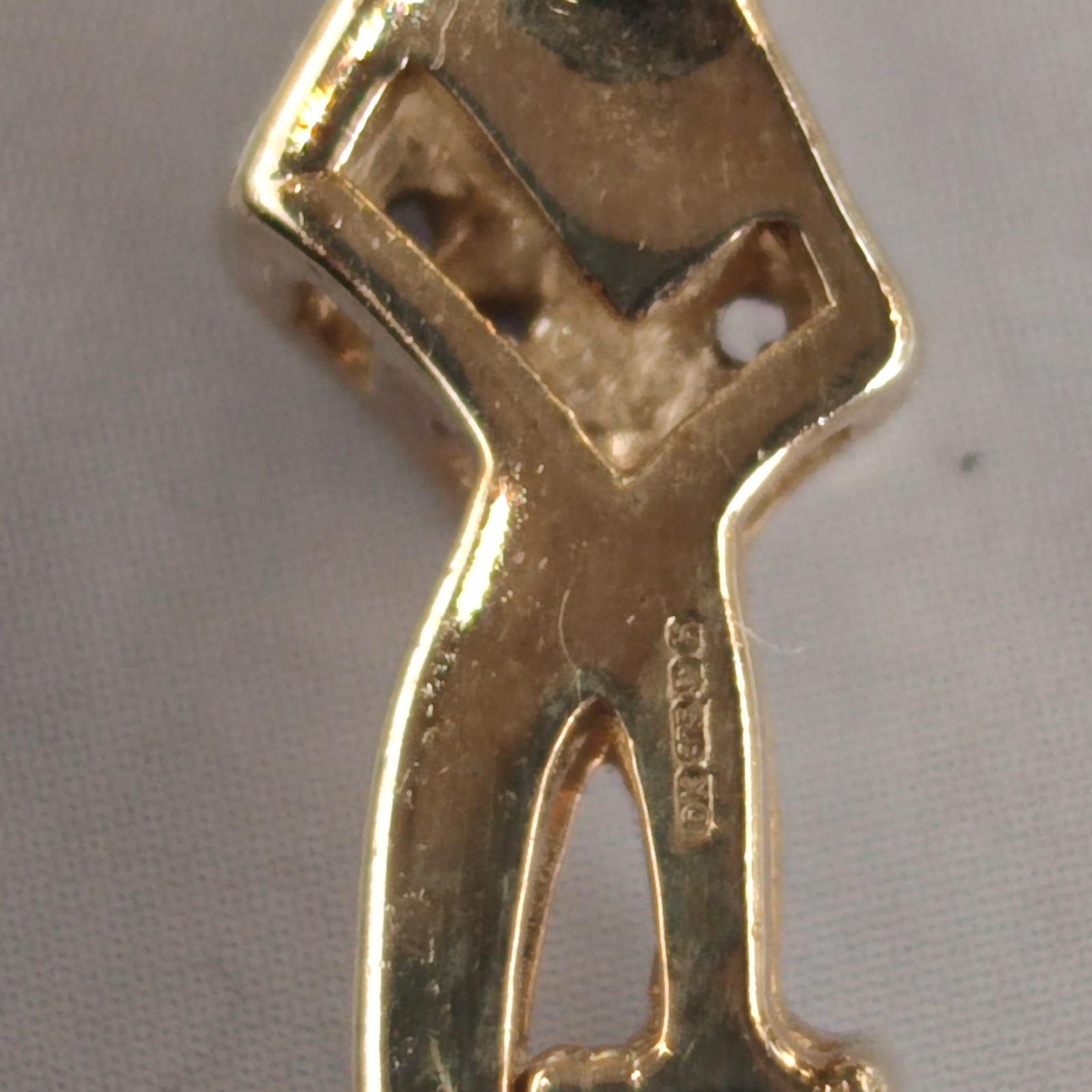 9ct Yellow Gold Pendant 2 Aquamarine 3 Diamond Stones Hallmarked Authentic image 9