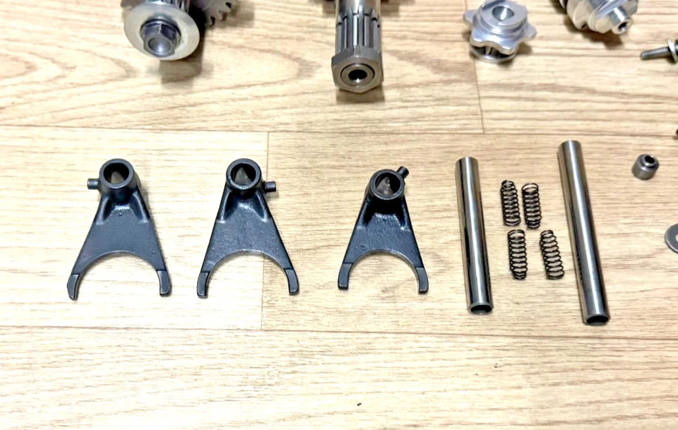 03-07 Conjunto de transmisión KTM 450 525 540 560 SX SXS SMR engranajes ejes horquillas Foto 4 de 4