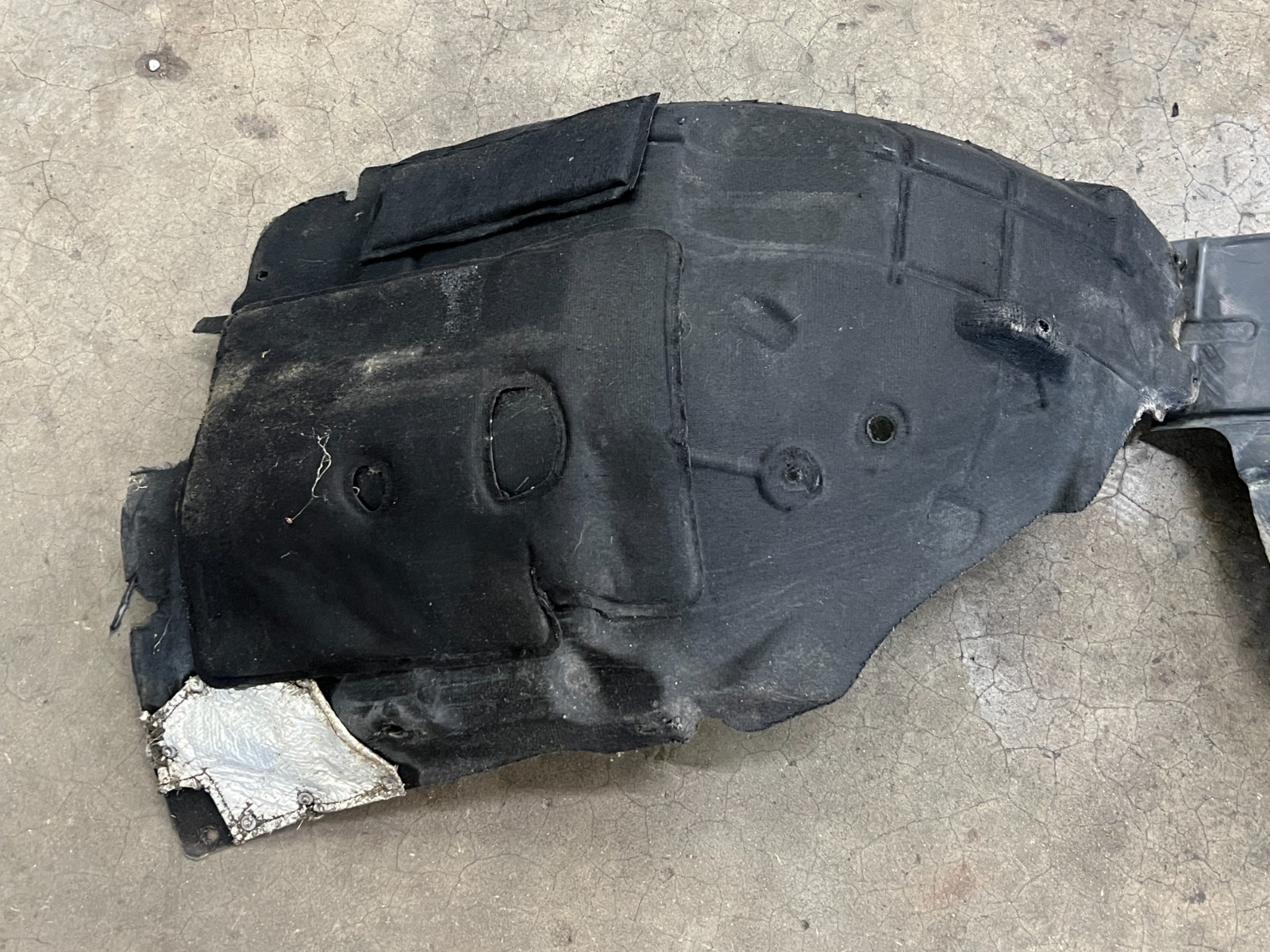 ⭐14-17 MASERATI QUATTROPORTE FRONT LEFT FENDER LINER SHIELD GUARD OEM LOT2638