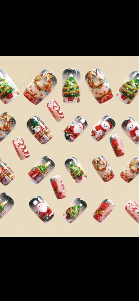 Christmas Themed False Nails UK 🇬🇧 - Image 2 of 4