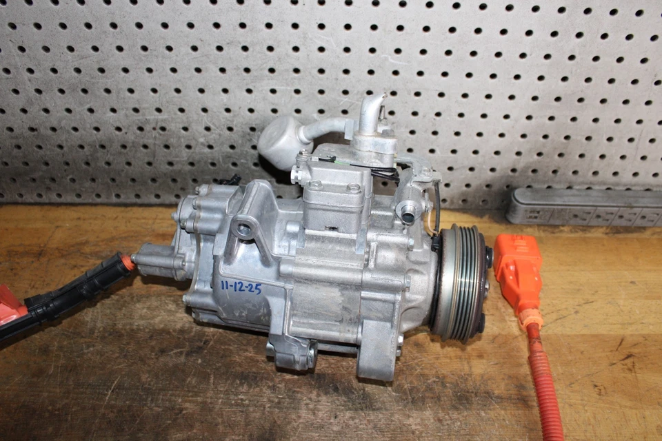 2012 - 2015 Honda Civic Hybrid Acura iLX Hybrid A/C Compressor HBC198 TESTADO PELO FABRICANTE - Imagem 3 de 4