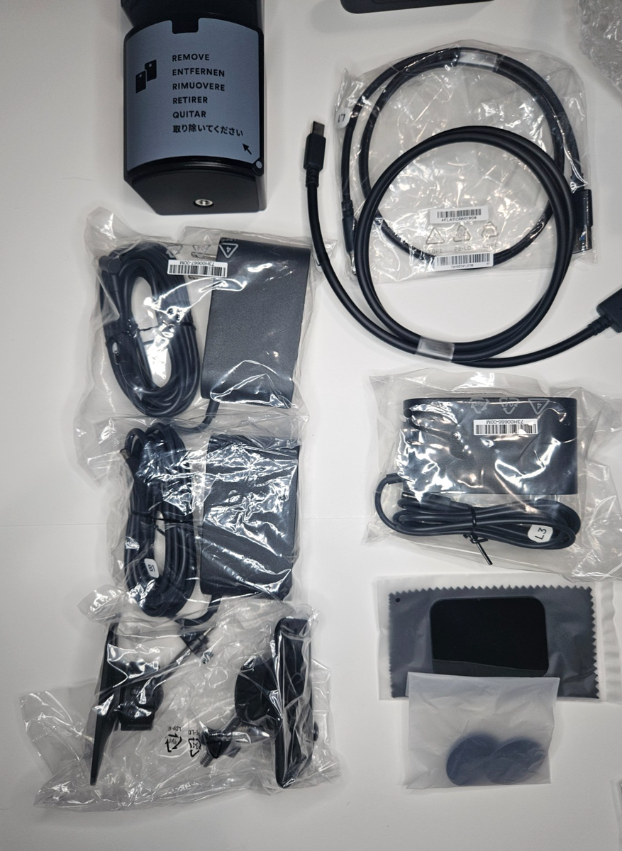 HTC Vive Pro Eye Full Kit + Wireless Adapter VR System OEM Open