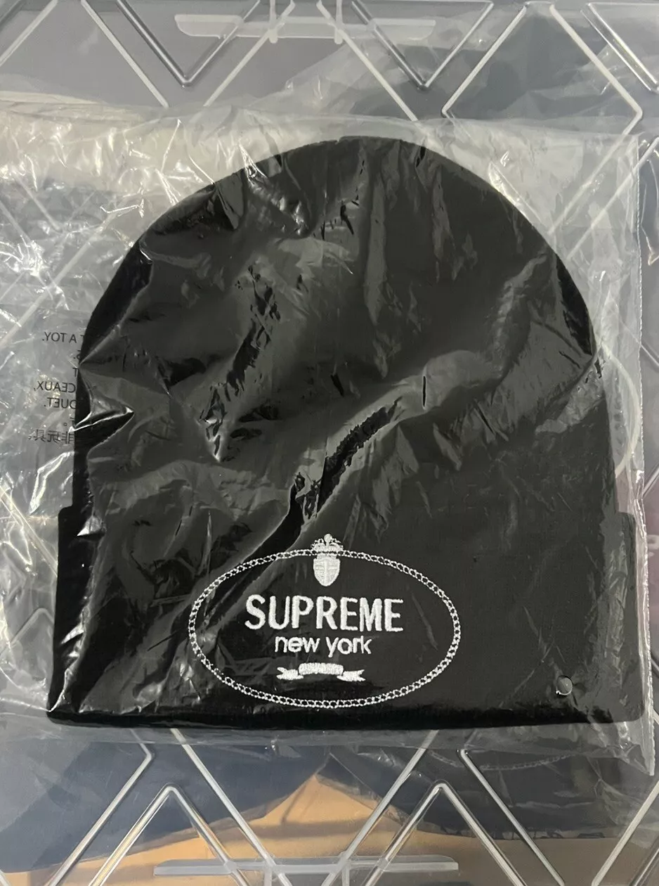Bonnet noir Supreme Crest