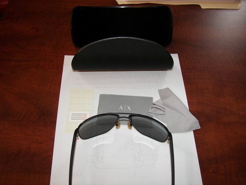 Armani Exchange Premium Sunglasses w/ Case, Cleaning Cloth & Certificate Booklet - Picture 2 of 8
