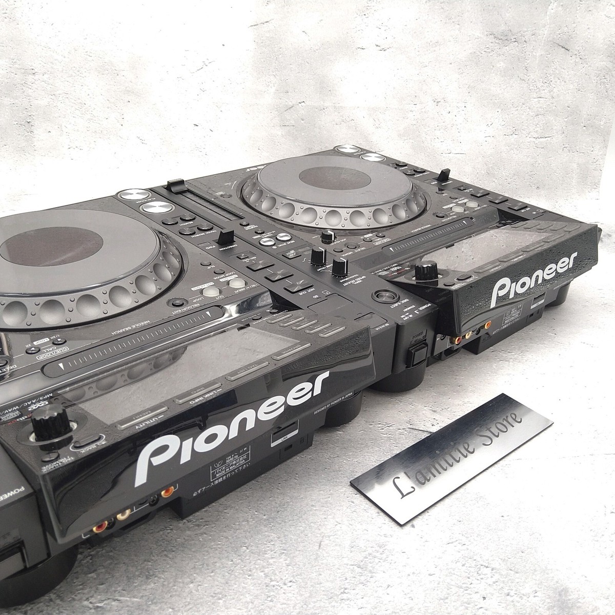 DJ機材 CDJ-2000 nexus CDJ-2000NXS (archived) Pro-grade digital DJ deck (black
