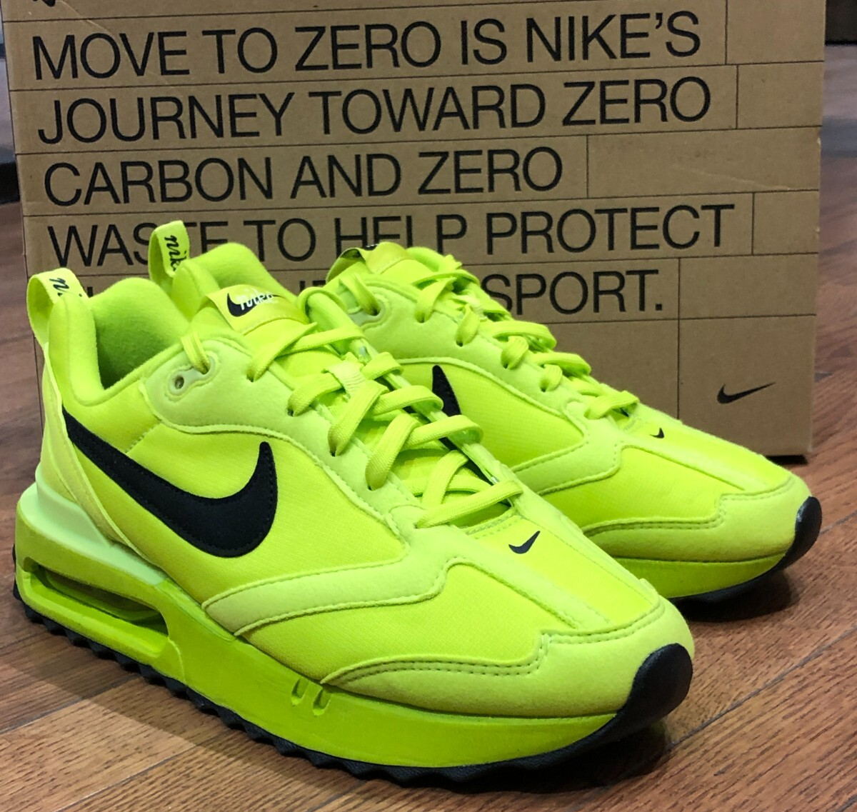 Size 8 - Nike Air Max Dawn Atomic Green W for sale online | eBay