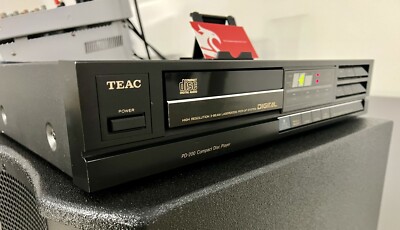 TEAC CD Player, Model PD-200 High Resolution, Nice!