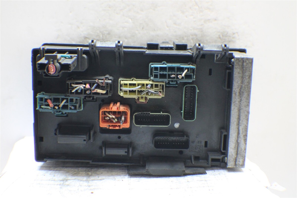 2003 Dodge Caravan Town & Country Fuse Junction box