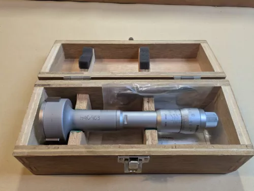 Mitutoyo 368-839 Holtest 1.6-2.0" Range -- $800 retail -- Pristine condition!