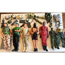 Large Vintage Lot of 25 GI JOE Figurines and Accessories