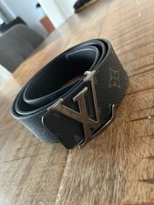Louis Vuitton Gürtel Initiales 40mm Wendegü...