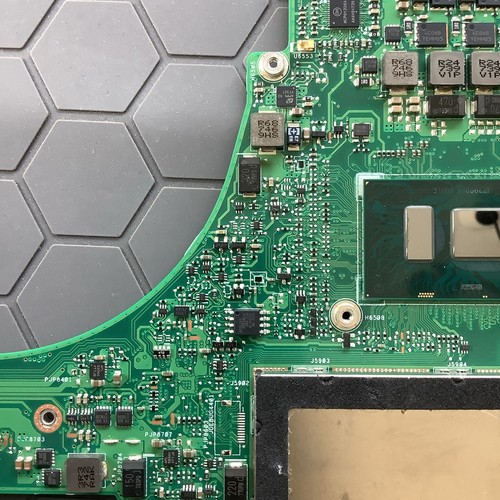 ASUS UX561UD Main Board REV. 2.0 W/ NVIDIA N17P-G0-A1 Chip - Afbeelding 15 van 24