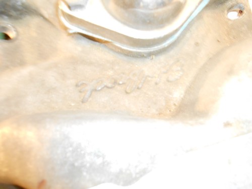 USED 3701 EDELBROK INTAKE FOR SMALL BLOCK CHEVY - Foto 3 di 6