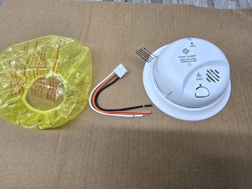 New BRK First Alert SC9120B Smoke & Carbon Monoxide Alarm HARDWIRED UN2911