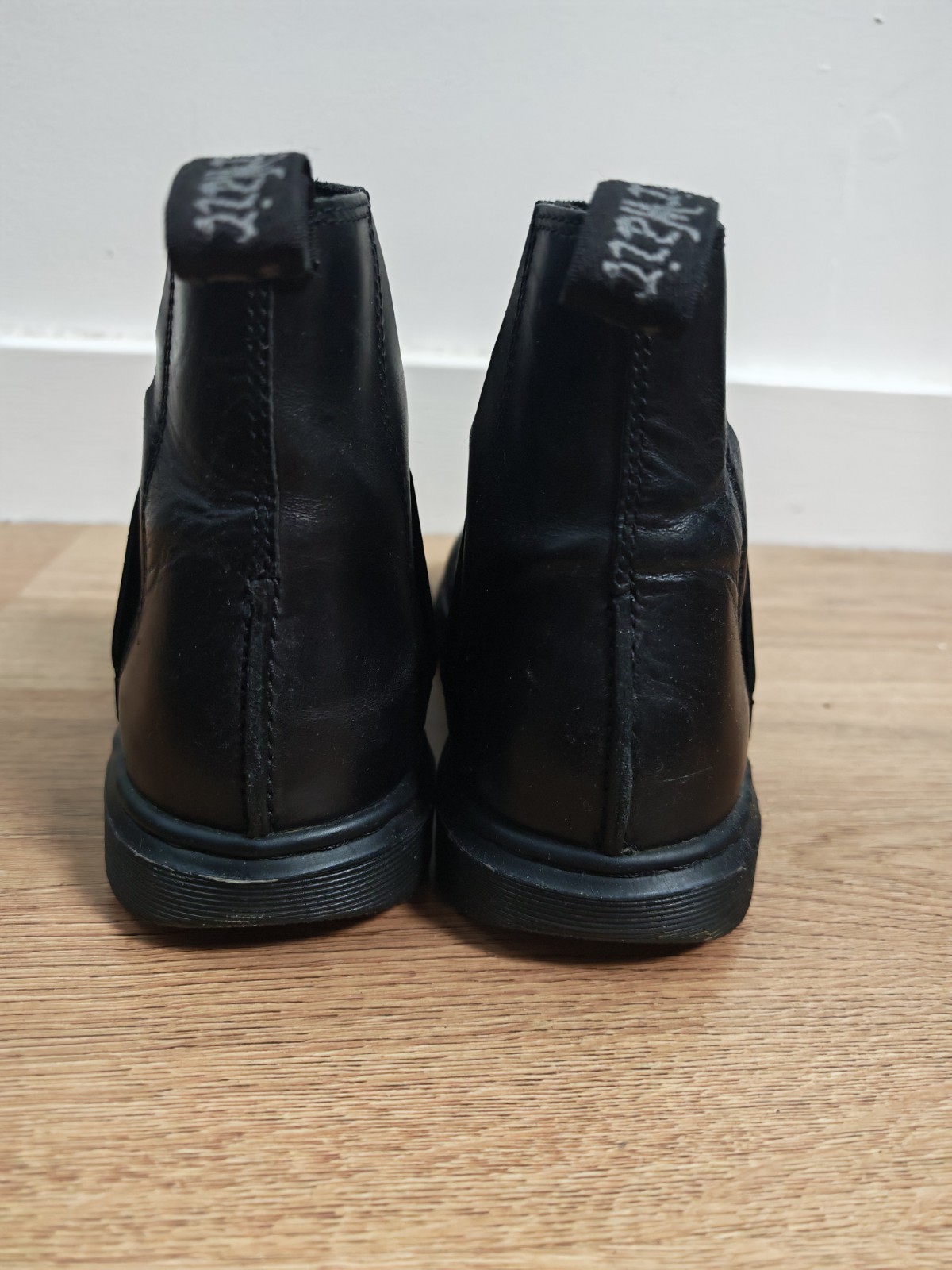 Dr Martens Noelle Chelsea Boots Black Leather Slip On Ankle Womens UK 5 EU 38 image 3